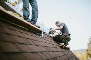 Local Roofers in Kinloch, MO